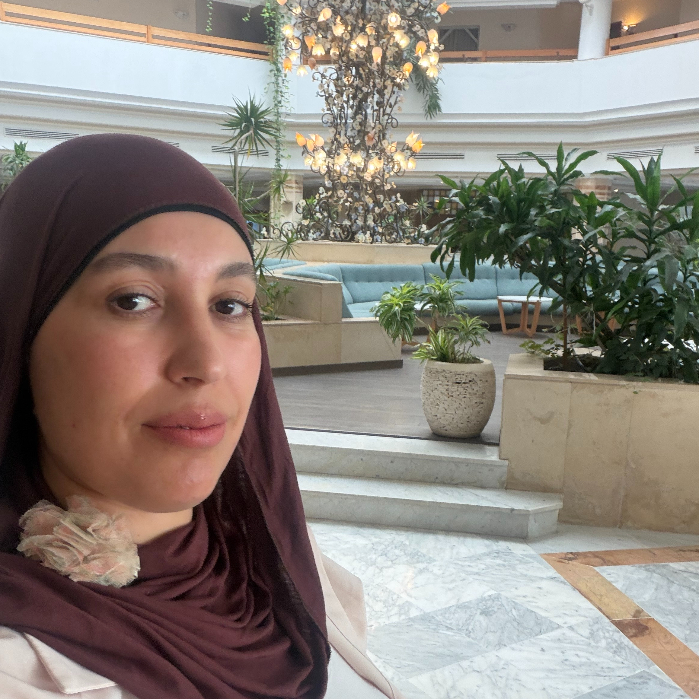 Medium Nabila