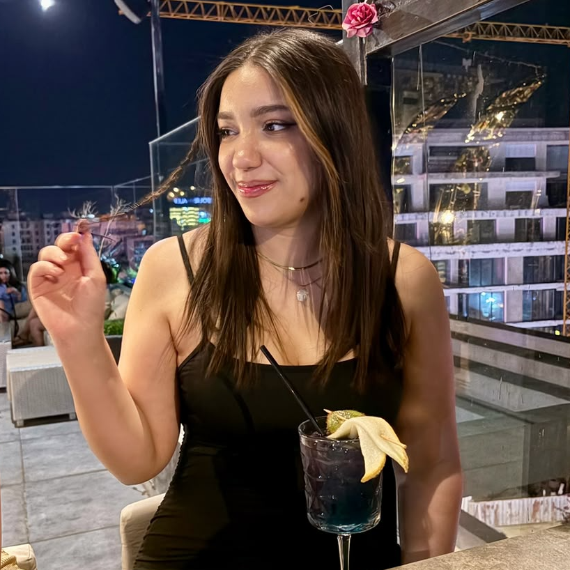 Medium Eya